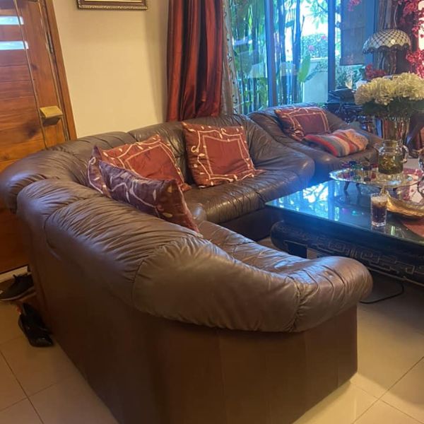 Dịch vụ vệ sinh sofa tại nhà – Giữ ghế sạch đẹp như mới